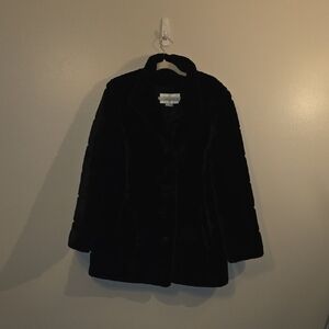 Chic Black Jacobson's Faux Fur Teddy Jacket for Women LOT HC